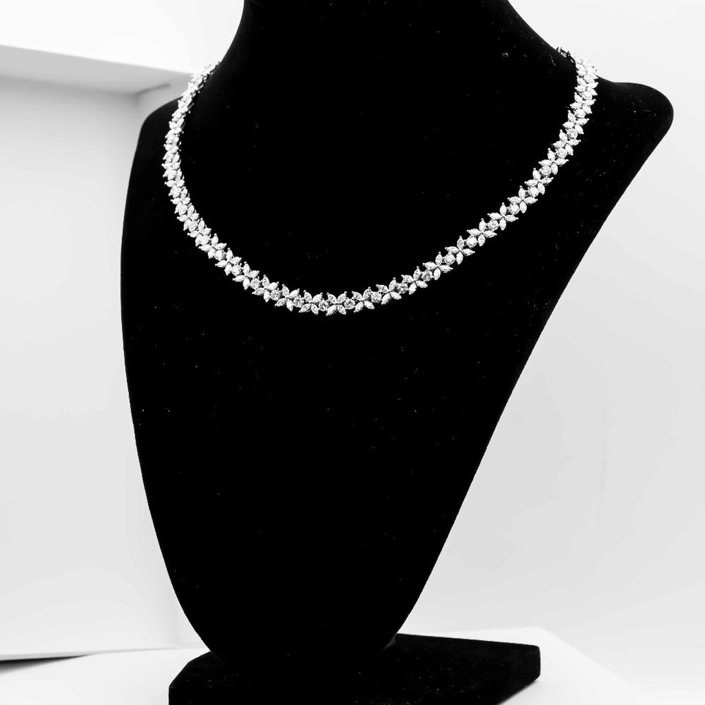 Tiffany Victoria Alternating Graduated Necklace in Platinum
